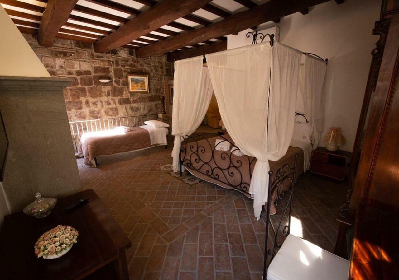 La Lanterna 3*